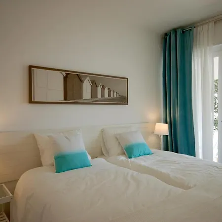Apartment Lets Holidays Carbonera 3 *