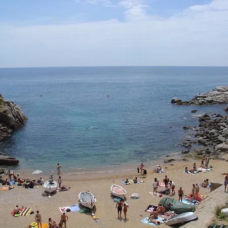 Lets Holidays Cozy Near Tossa Apartment